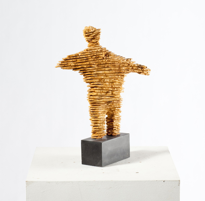 Und Nun? / Travertin / 35 cm